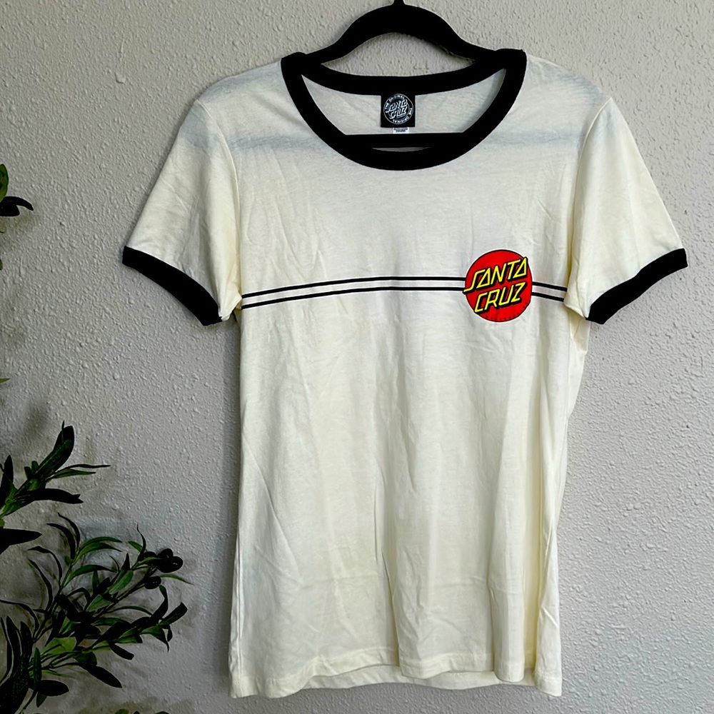 Santa Cruz women’s large T-shirt NWOT 100%cotton